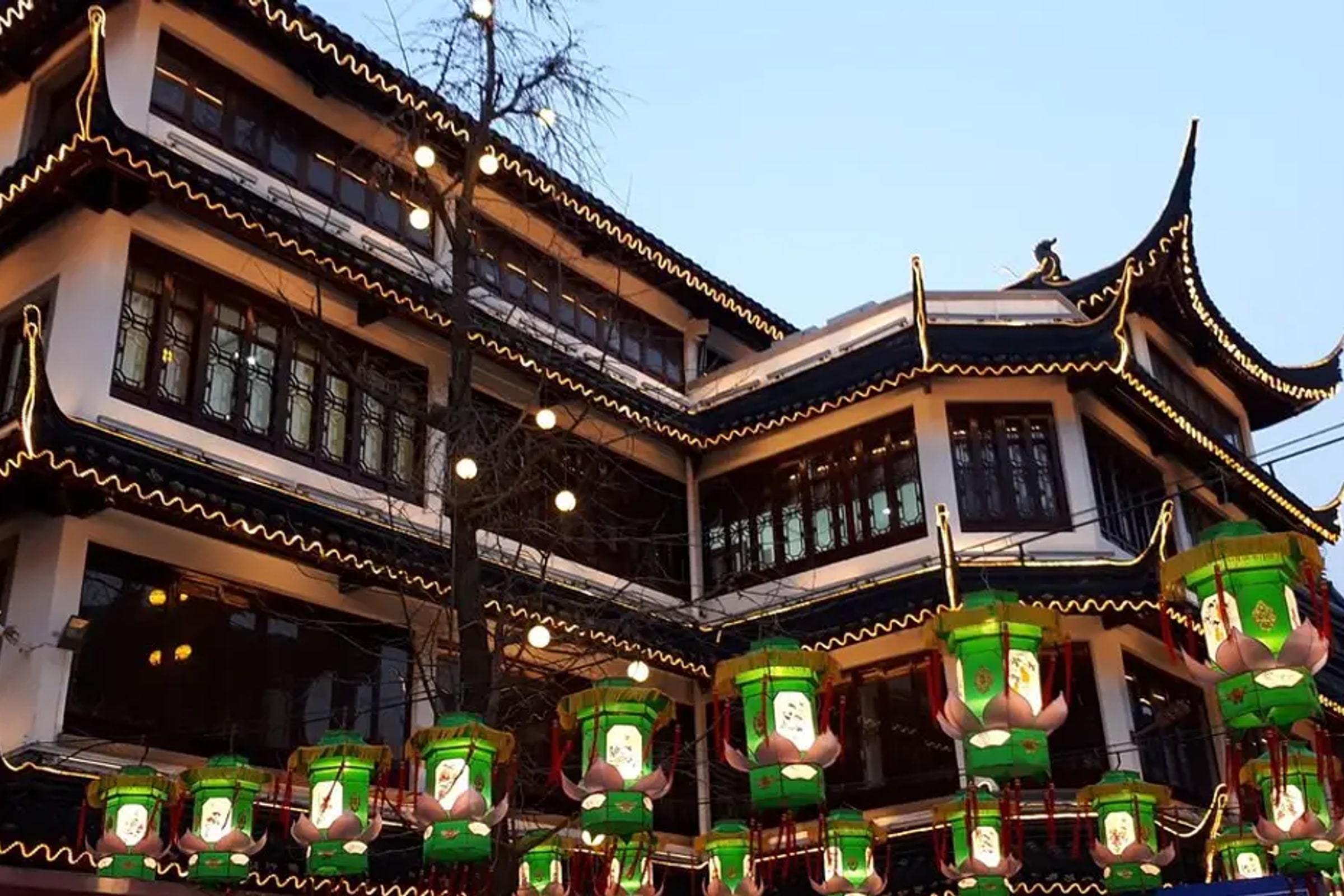 Private Half-Day Tour: Amazing Highlights of Old Shanghai